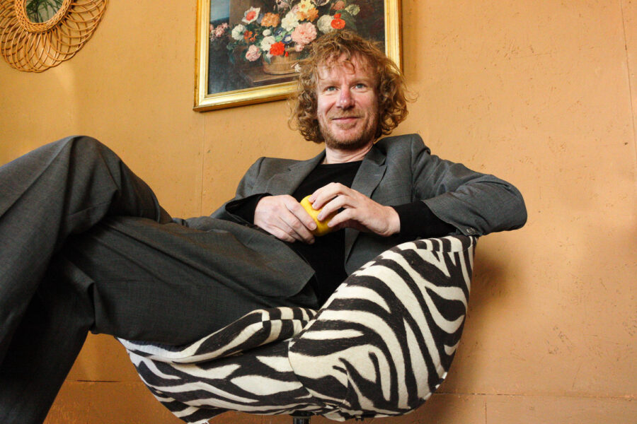 3-Thibauld-Fauteuil-sourire-ok-(1)