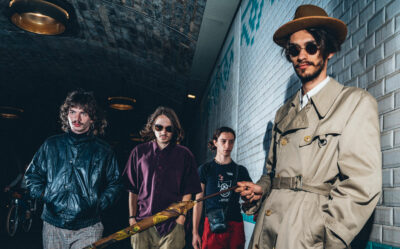 SuperMegaSuperCool Révolution + Submarine FM